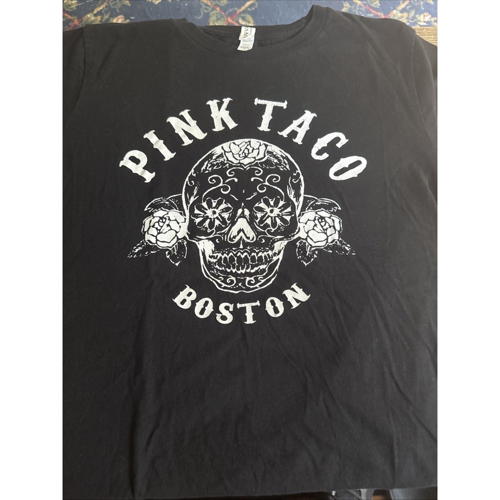 Pink Taco‎ Boston Tee Shirt Medium